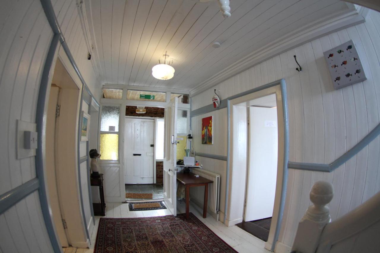 The Boathouse Lodge Hostel Bundoran Exterior foto